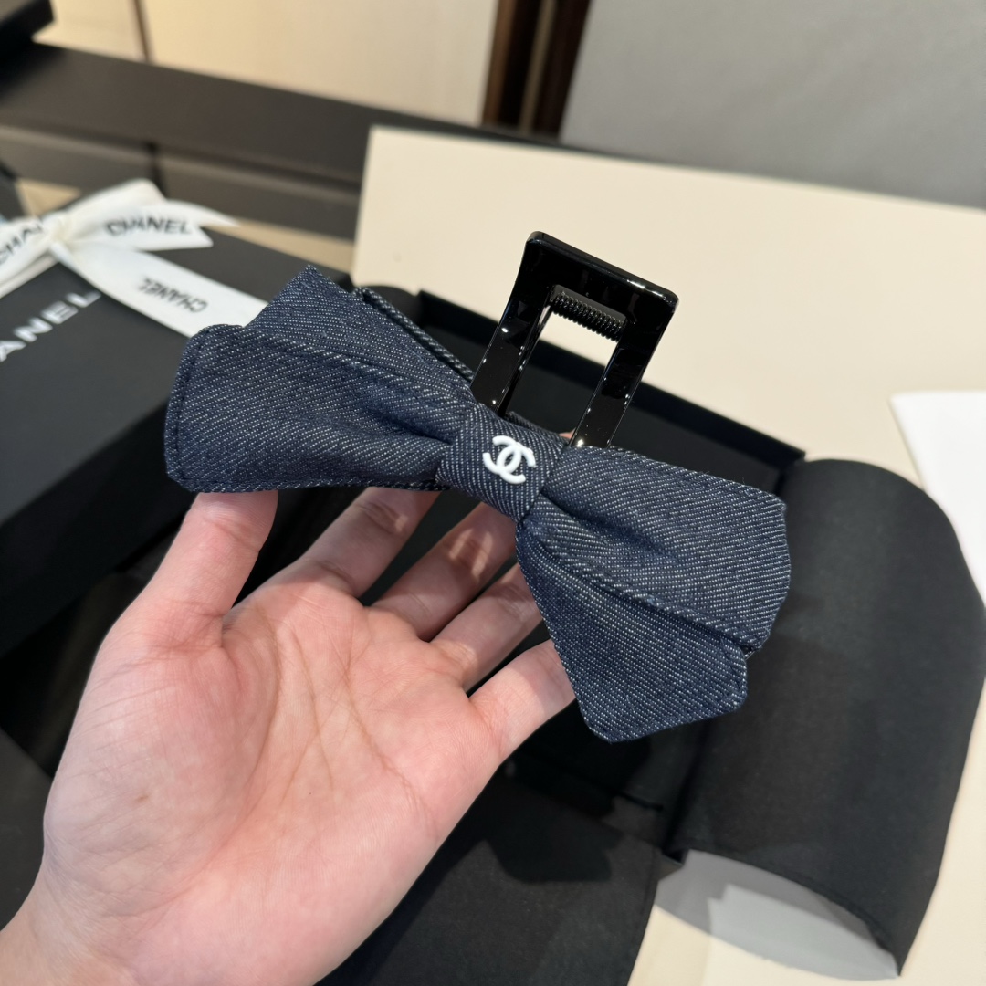 pChanel香奈儿发夹