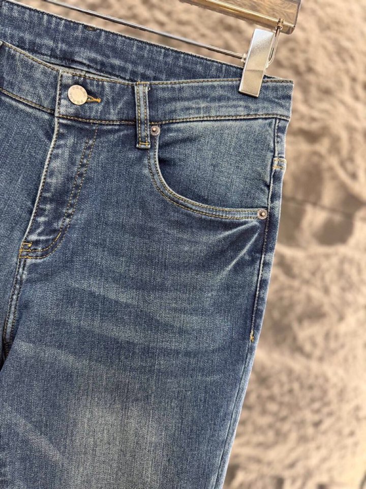 Prada 普拉达2025ss 秋冬新品男士五口袋丹宁牛仔裤，高奢内敛低调，轻松驾驭不挑人 裁剪精细完美