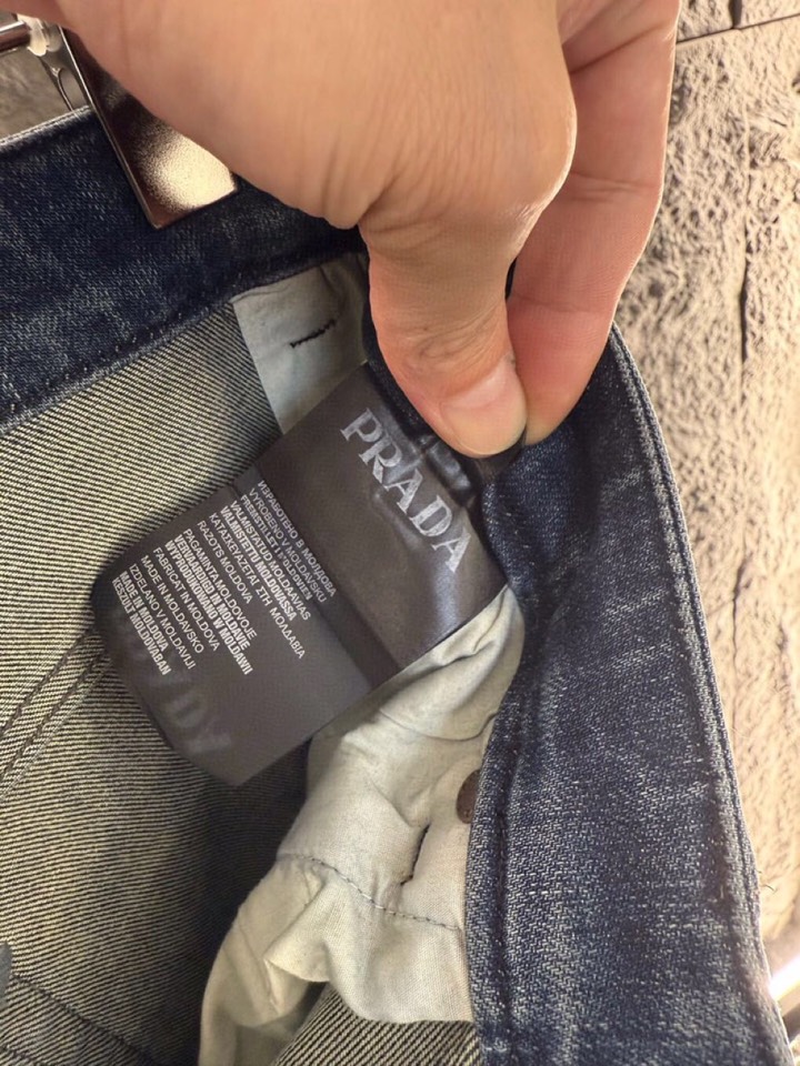 Prada 普拉达2025ss 秋冬新品男士五口袋丹宁牛仔裤，高奢内敛低调，轻松驾驭不挑人 裁剪精细完美