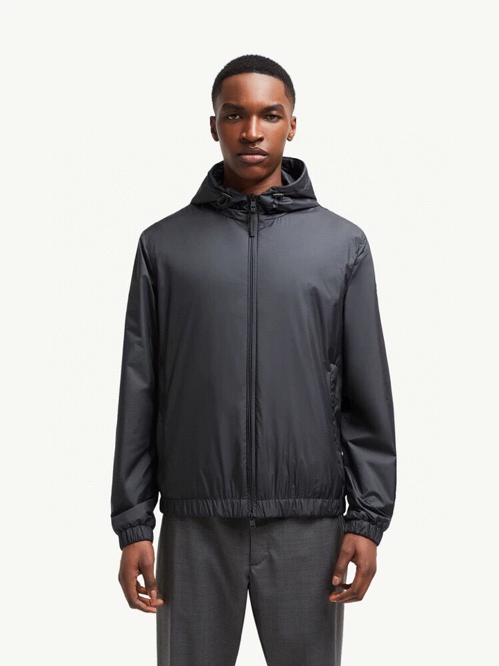 Moncler蒙口2025ss 秋冬新品Domene 男士连帽夹克外套，高奢内敛低调，轻松驾驭不挑人 裁