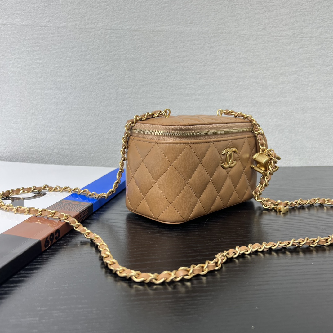 Косметичка Chanel