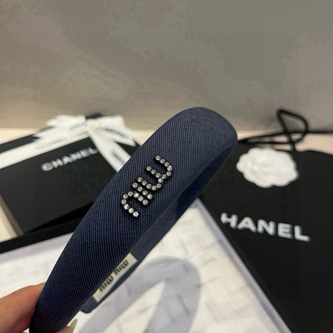 🆕


miumiu缪缪发箍