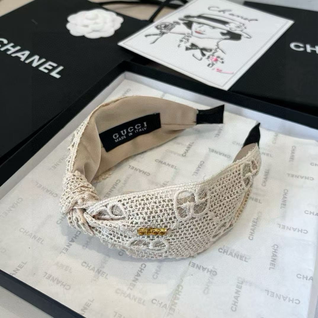 🆕

Gucci古奇新款蕾丝发箍