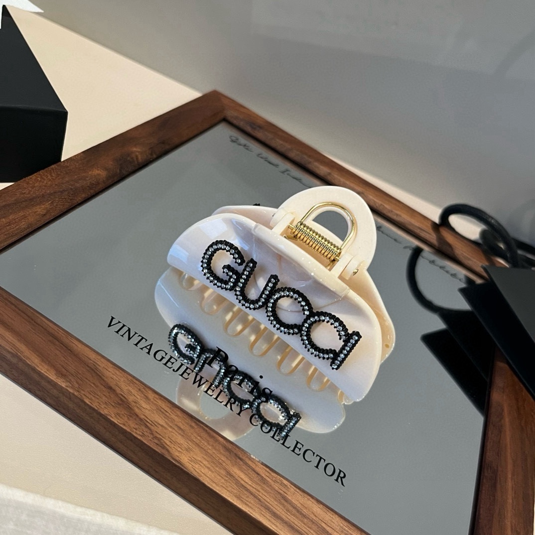 🆕

Gucci古奇新款发夹
