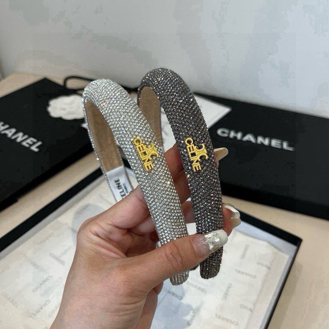 🆕

Celine赛琳新款发箍