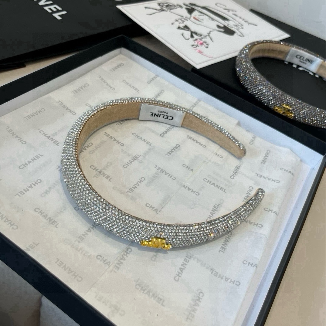 🆕

Celine赛琳新款发箍