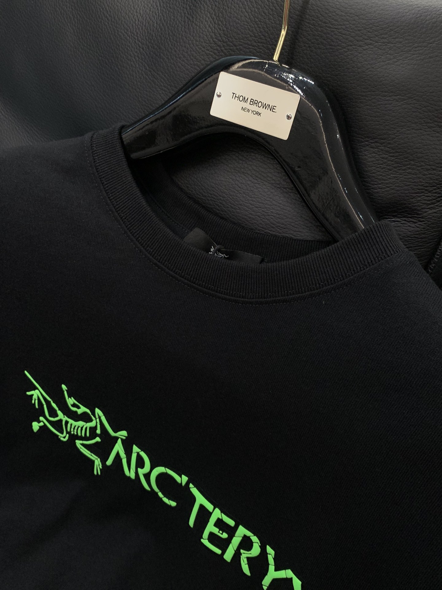 ，ARCTERYX 始祖鸟，2025早秋AW新品，时尚休闲圆领长袖T恤，专柜同步有售，原单狠货，进口原版