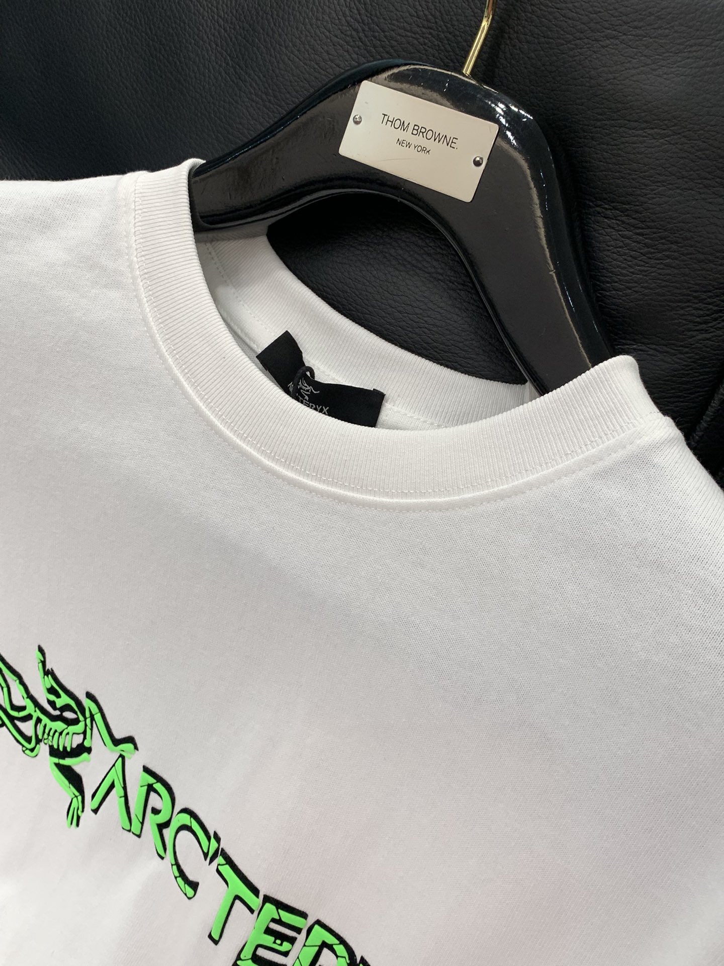 ，ARCTERYX 始祖鸟，2025早秋AW新品，时尚休闲圆领长袖T恤，专柜同步有售，原单狠货，进口原版