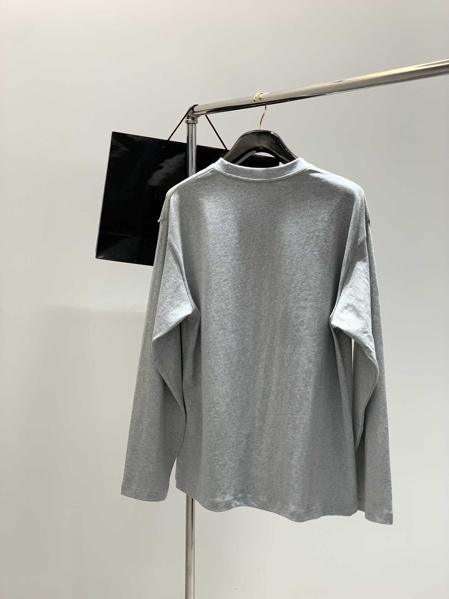 ，ARCTERYX 始祖鸟，2025早秋AW新品，时尚休闲圆领长袖T恤，专柜同步有售，原单狠货，进口原版