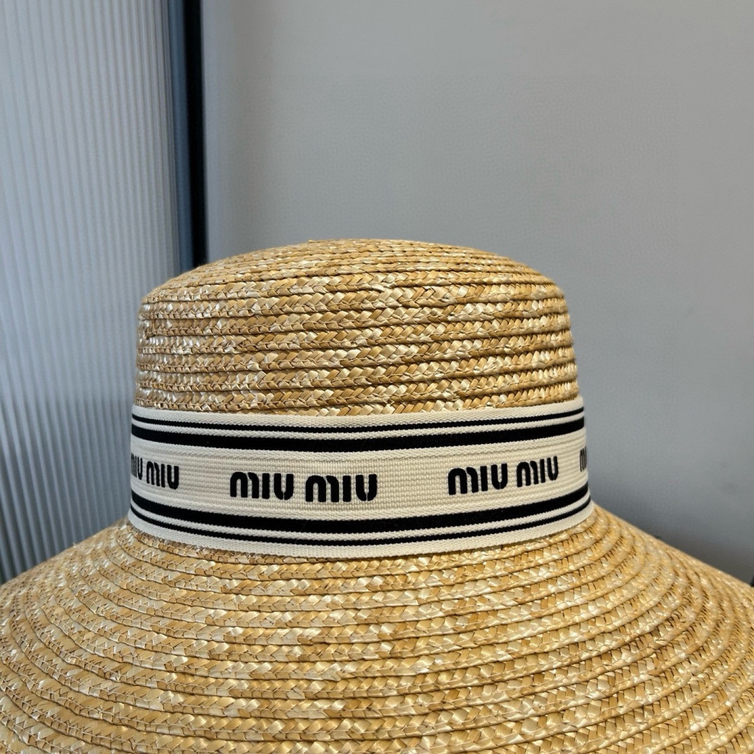 🆕

miumiu缪缪新款麦秆草盆帽，头围57cm