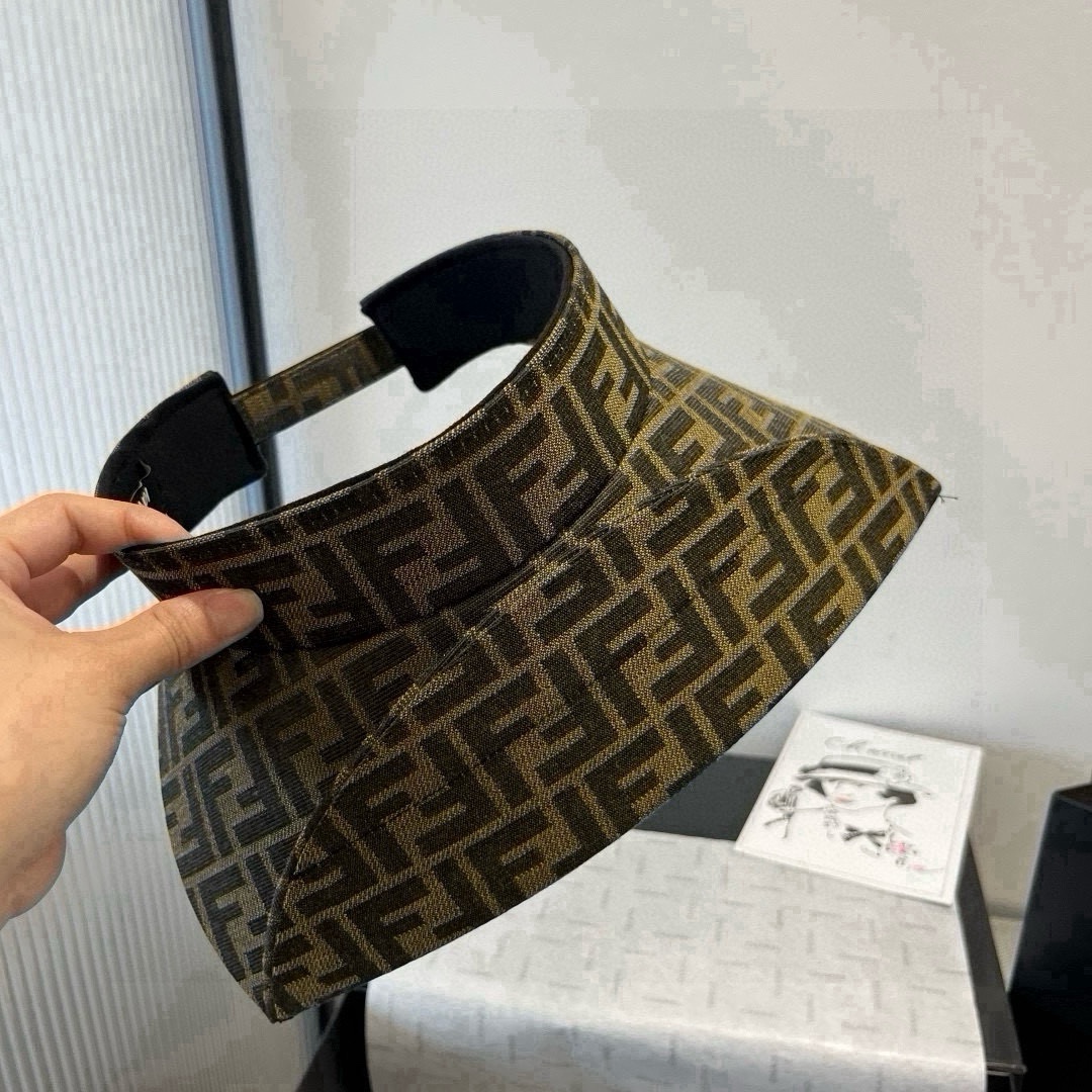 🆕

FD芬迪空顶鸭舌帽，遮阳帽，鸭舌帽，原单品质