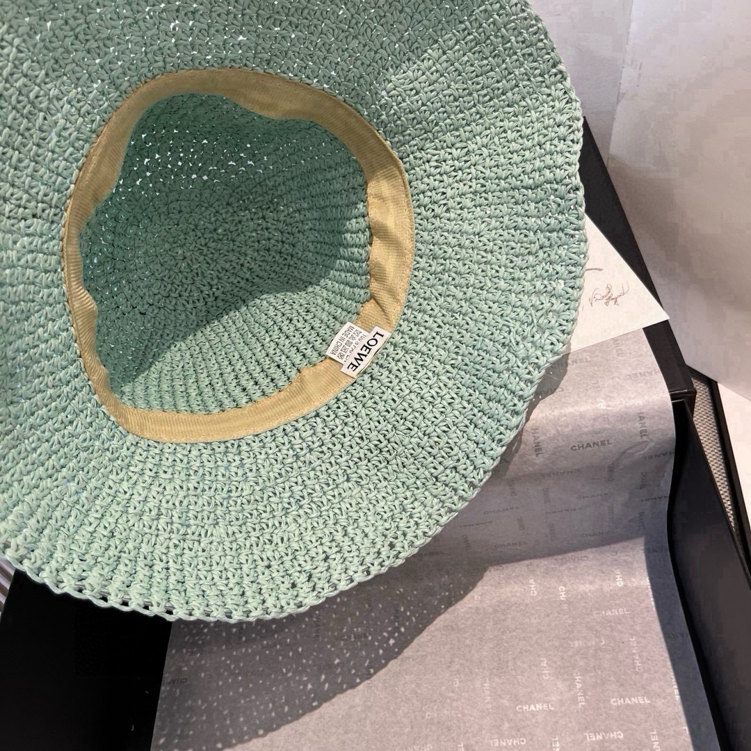 🆕

罗意威新款草编帽，遮阳沙滩帽，头围57cm