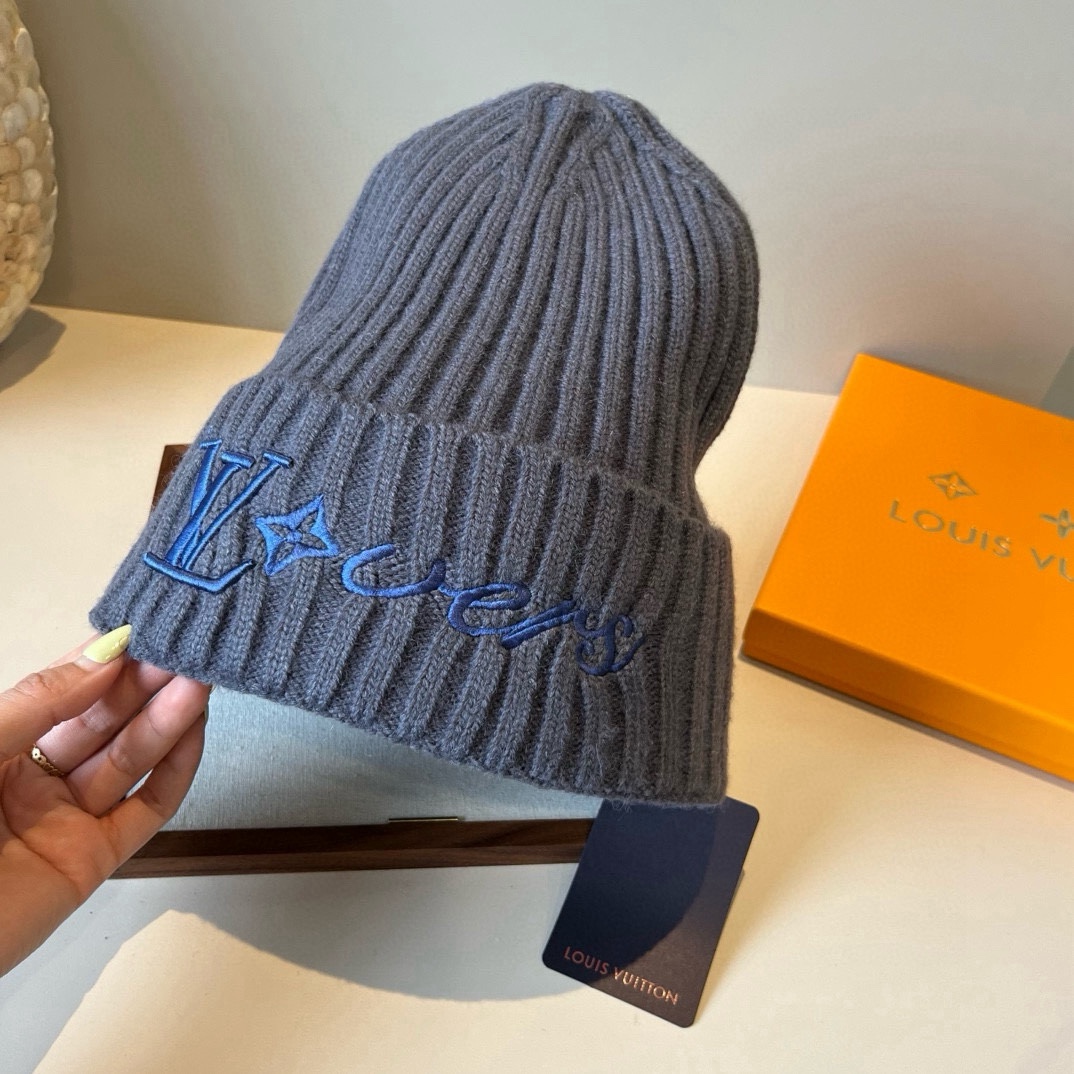 🆕

Lv路易斯新款毛线帽