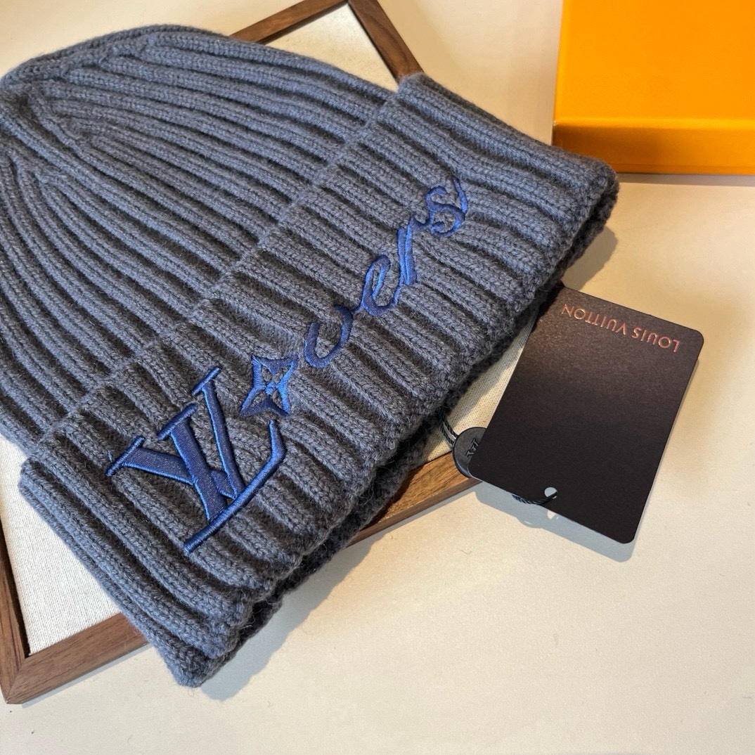 🆕

Lv路易斯新款毛线帽