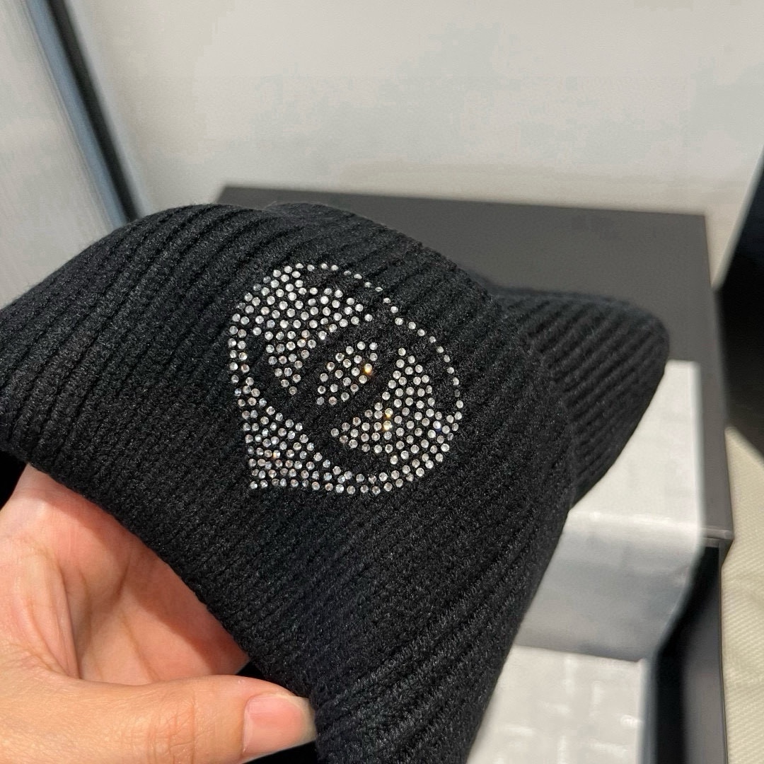 🆕

Chanel香奈儿针织毛线帽