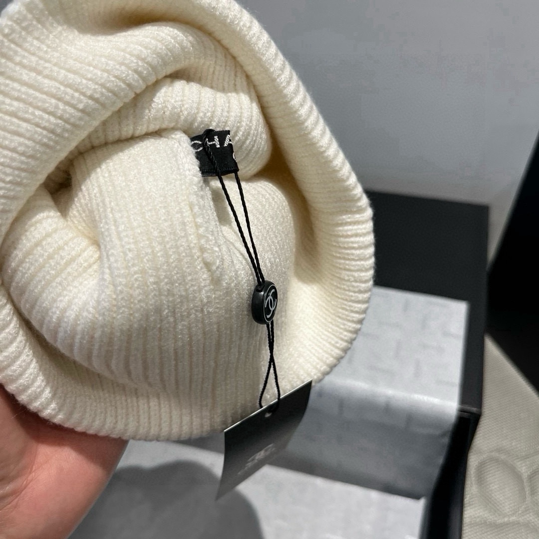 🆕

Chanel香奈儿针织毛线帽