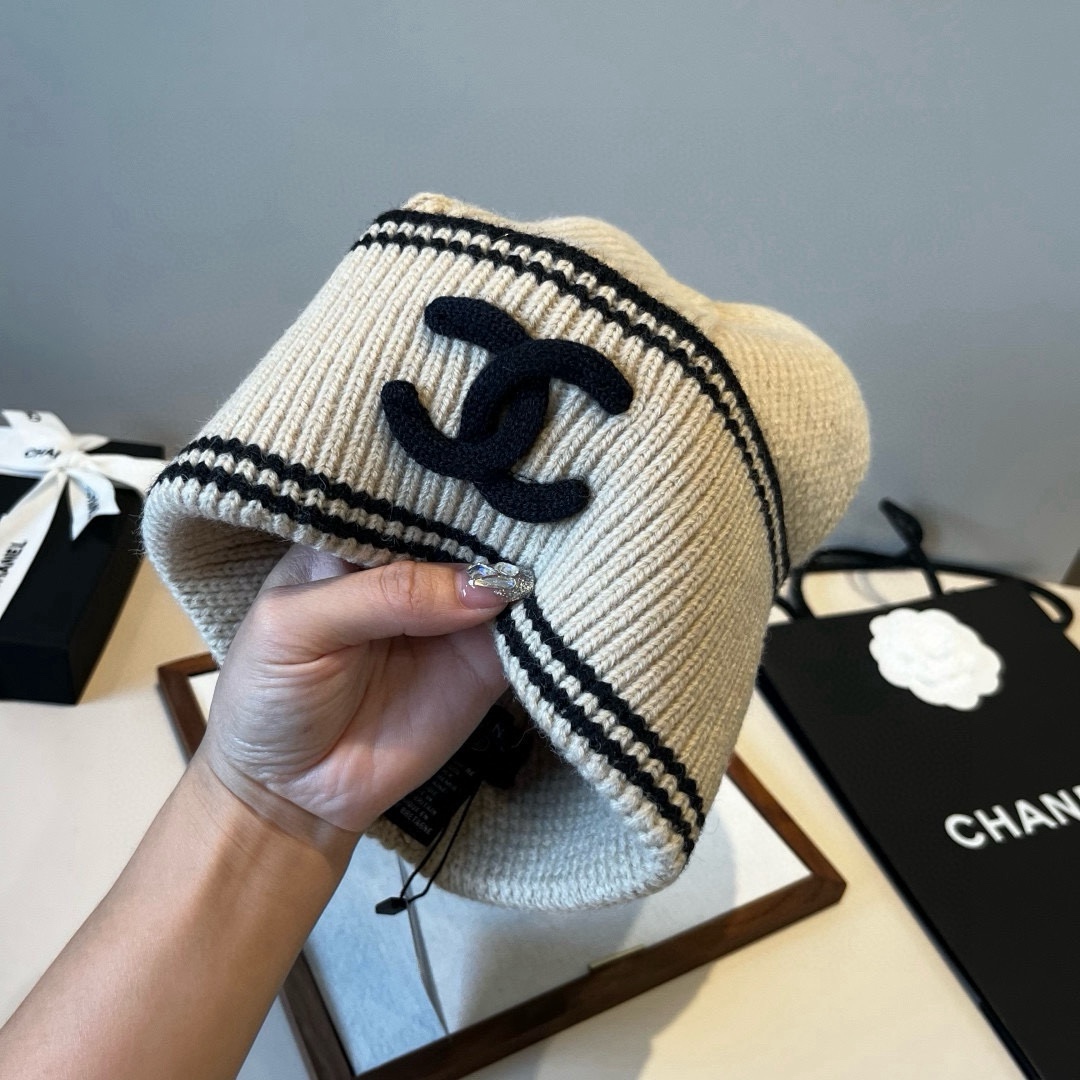 🆕

Chanel香奈儿针织毛线帽