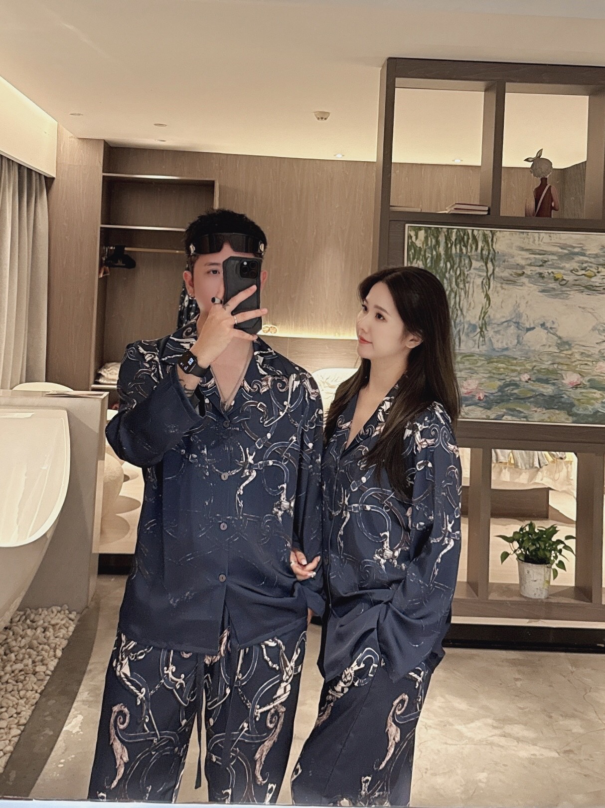 NO:538239,2025 HERMES Home Autumn and Winter Home Clothing, Haute Couture Korean silk fabric, Skin-friendly and comfortable Couple style M~XXXL,,hermes,alexander wang198609092025 HERMES家 秋冬家居服 高定韩国丝面料亲肤轻柔舒适 情侣款 M～XXXL,,hermes,alexander wang,Men's clothing