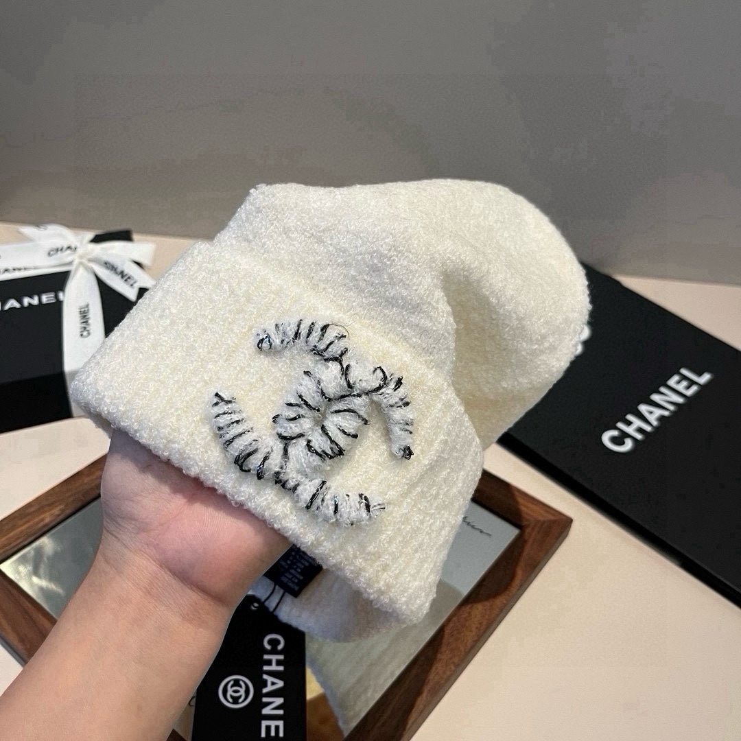 🆕

Chanel香奈儿针织毛线帽