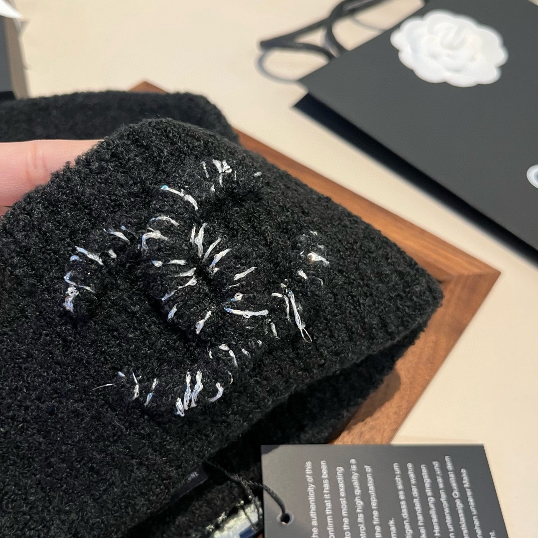 🆕

Chanel香奈儿针织毛线帽