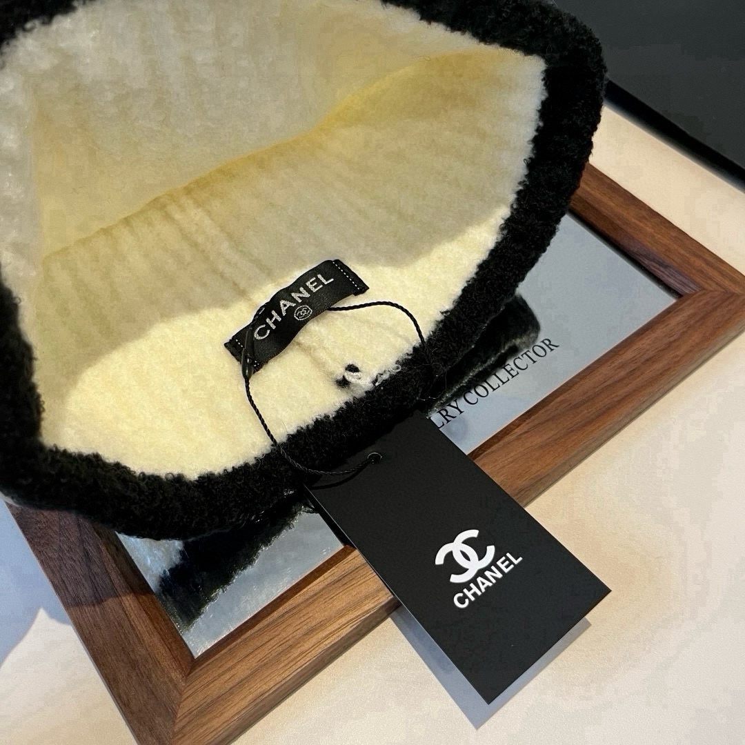 🆕

Chanel香奈儿针织毛线帽