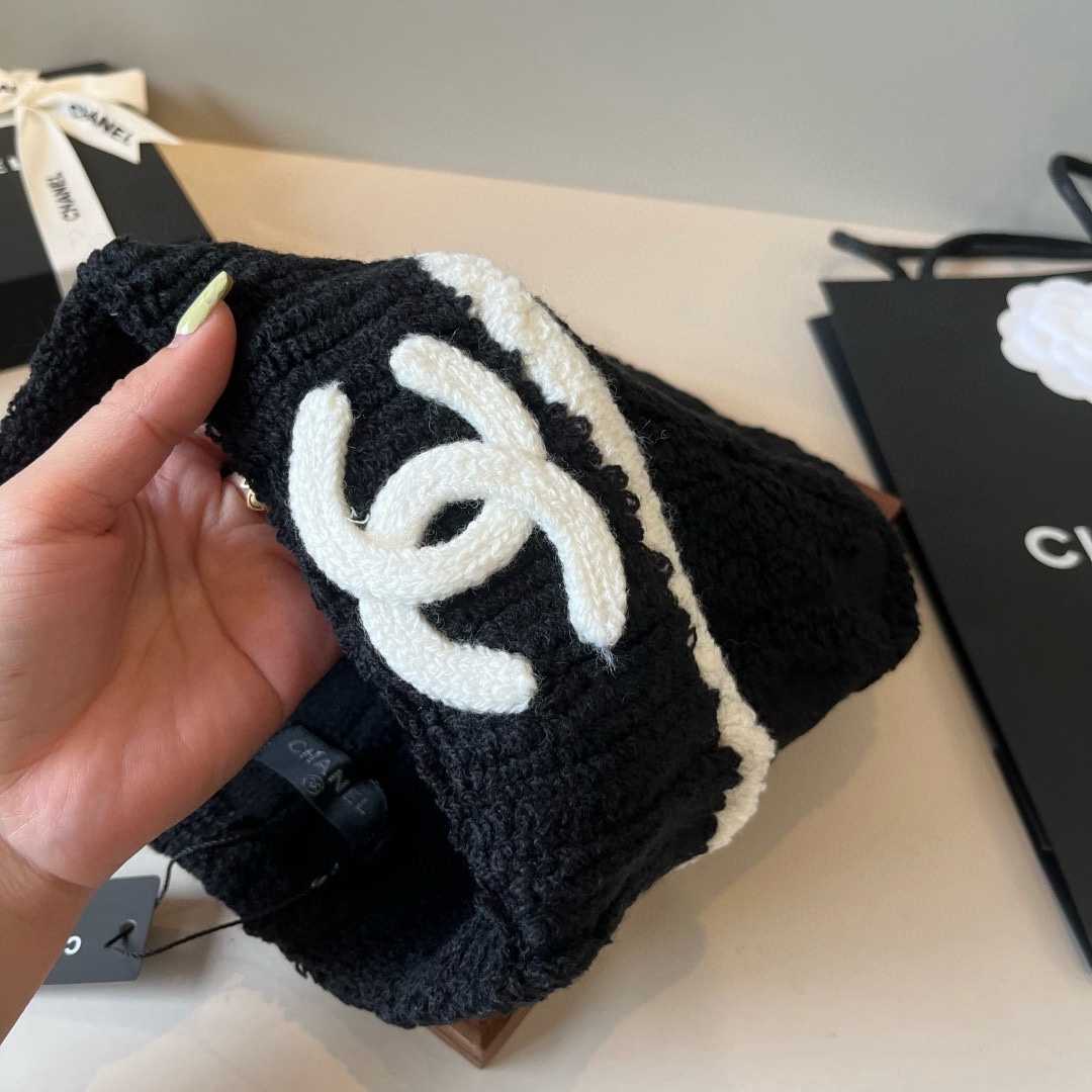 🆕

Chanel香奈儿针织毛线帽