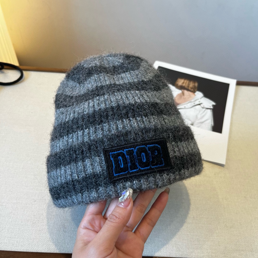 🆕

Dior Miss迪奥针织毛线帽，羊毛帽