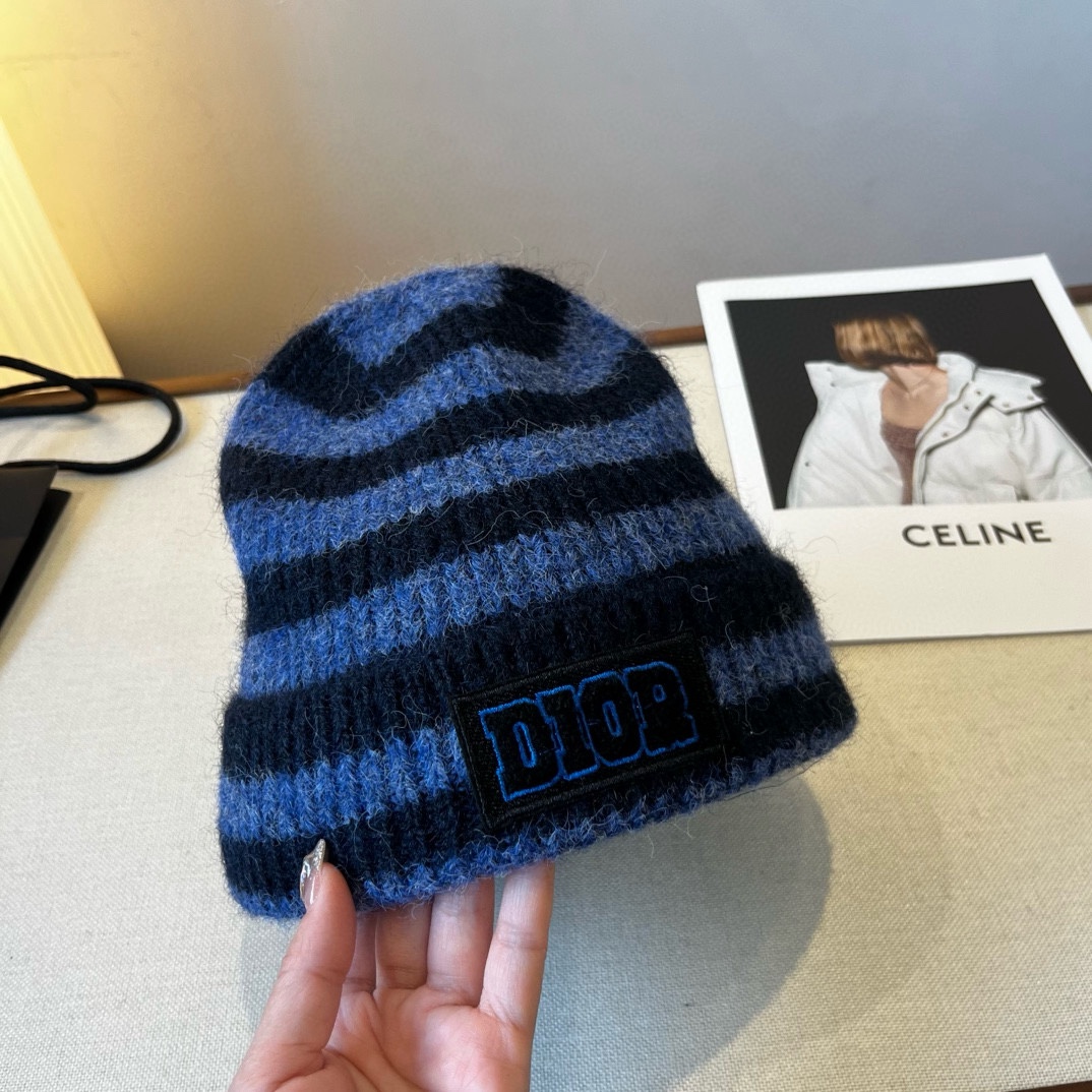 🆕

Dior Miss迪奥针织毛线帽，羊毛帽