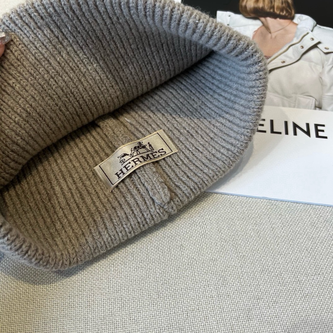 🆕

Hermes爱马仕新款针织毛线帽