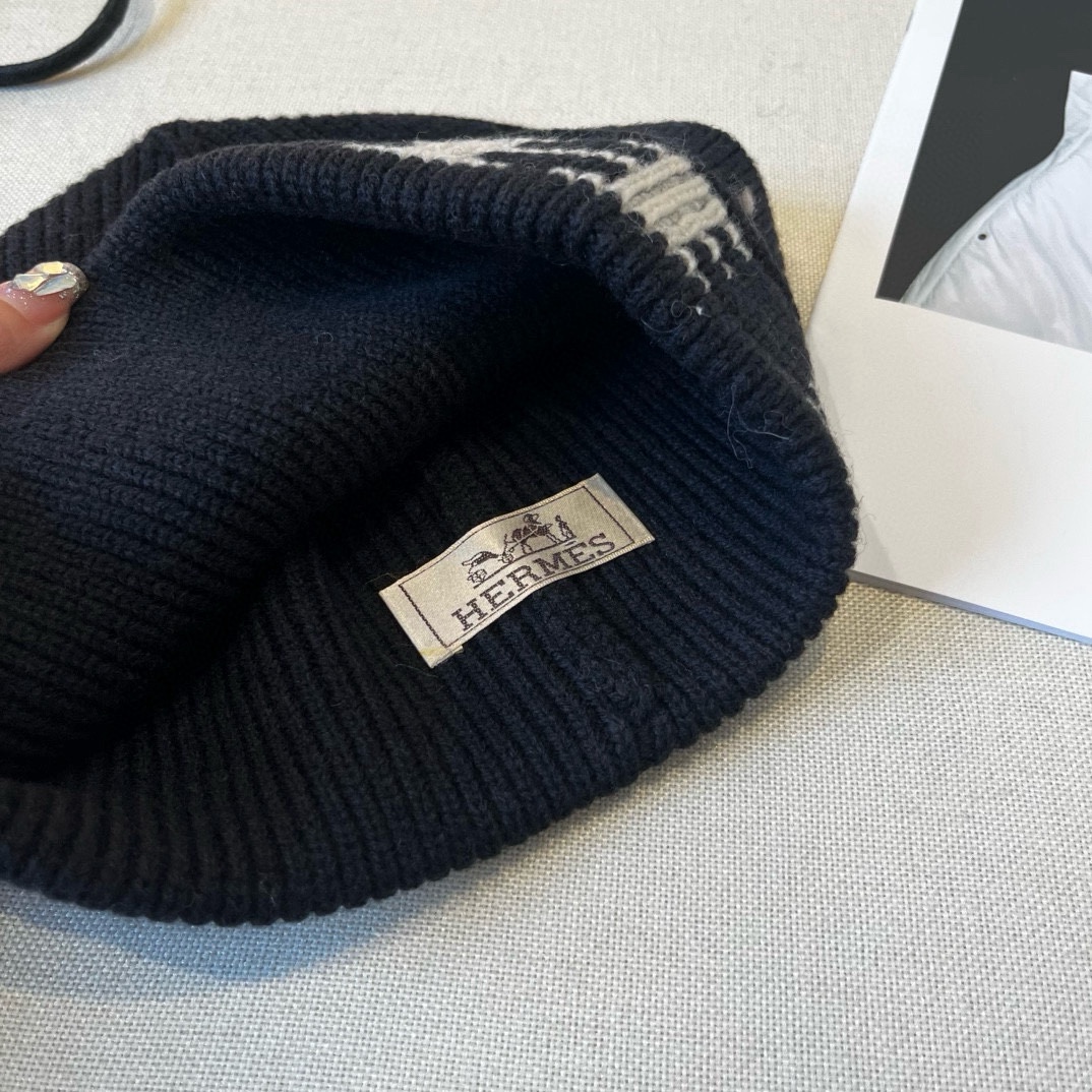 🆕

Hermes爱马仕新款针织毛线帽