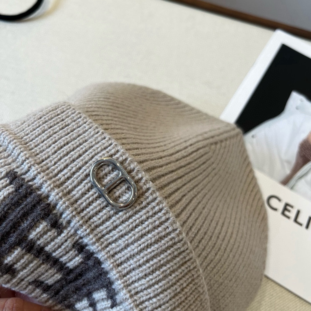 🆕

Hermes爱马仕新款针织毛线帽