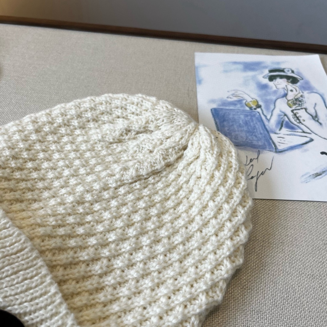 🆕

Chanel香奈儿针织毛线帽