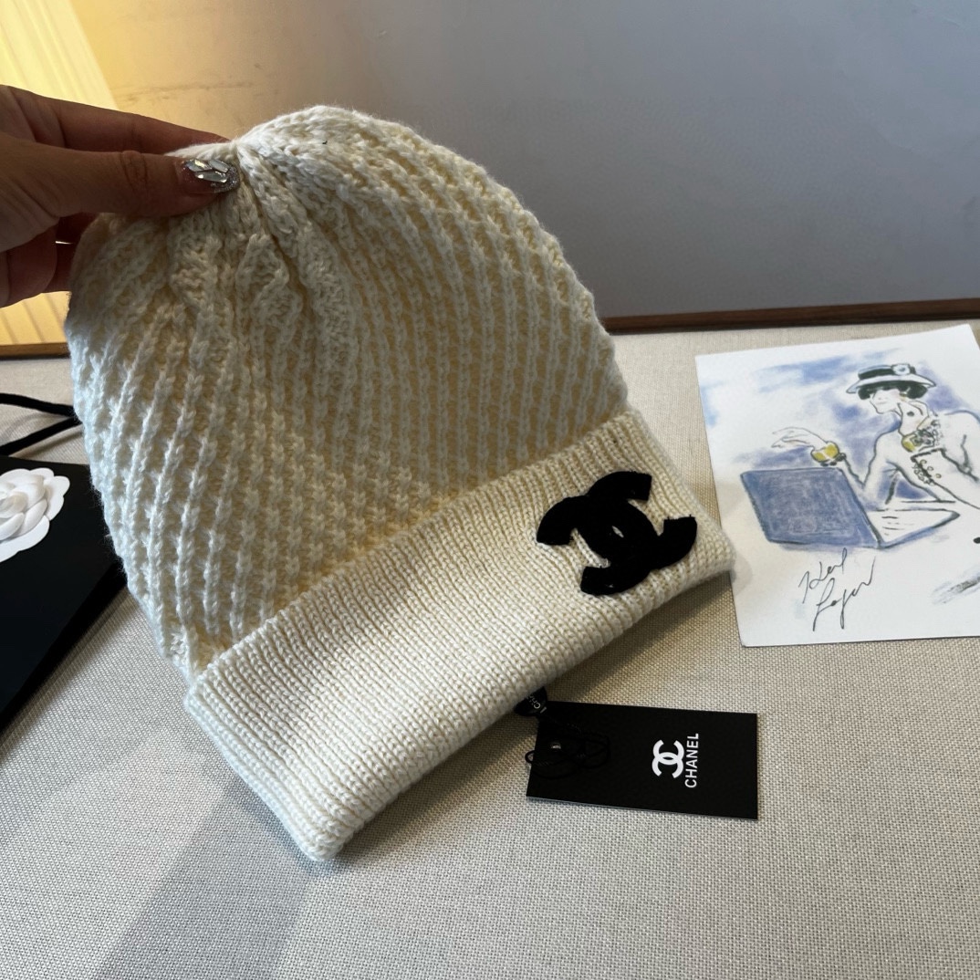 🆕

Chanel香奈儿针织毛线帽