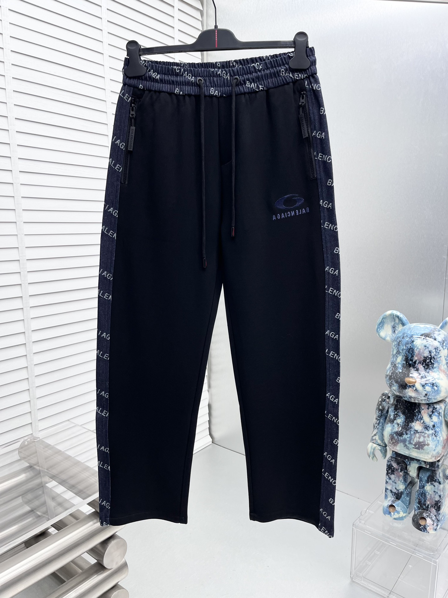 _dAR9stWAS012_It7_LSzRaPQGc8dj5IZDxPh9kw