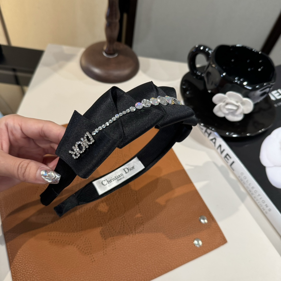 🆕

Dior迪奥新款发箍