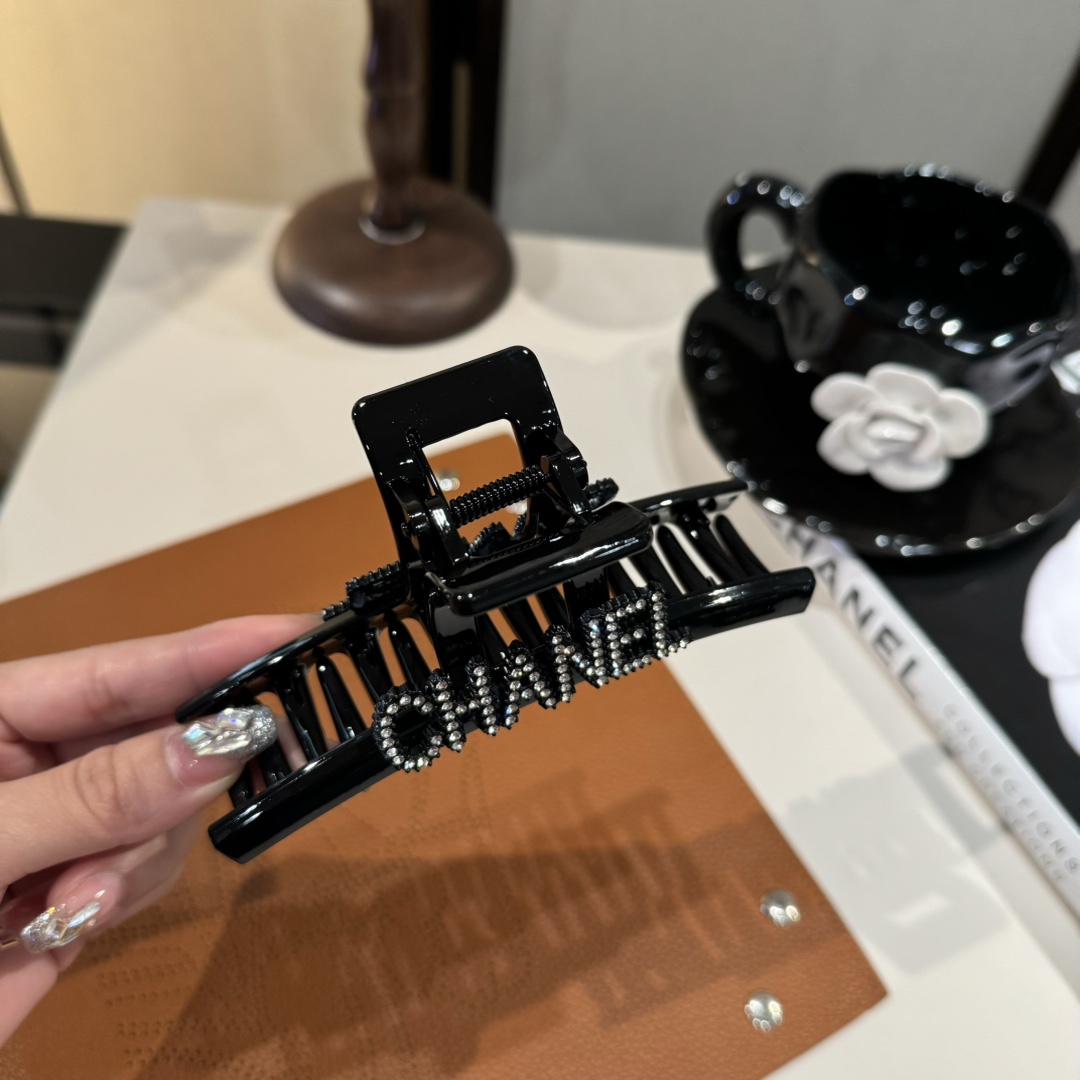 🆕

Chanel香奈儿新款发夹