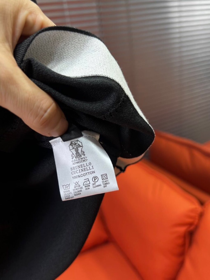 Brunello Cucinelli BC短袖翻领T恤Polo针织衫！手感细腻穿着舒服，特定优质丝棉混纺
