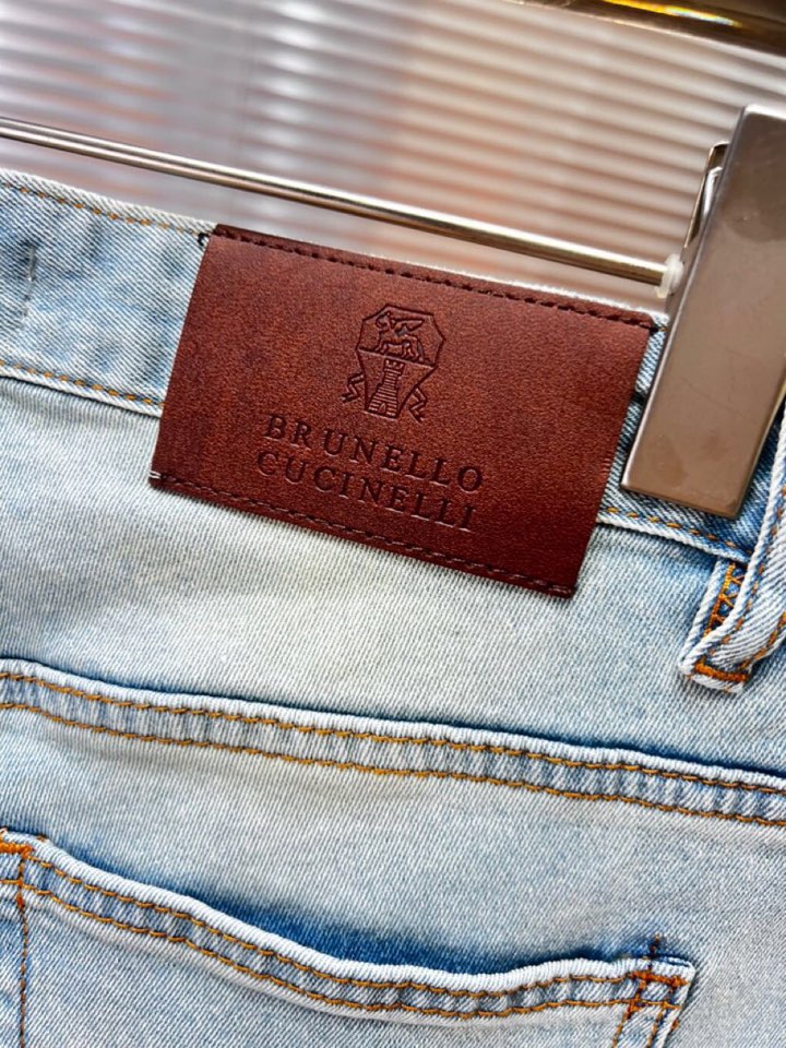 Brunello Cucinelli BC高级定制 ss春夏新款原单牛仔裤 修身直筒版型，柜台同步发售 