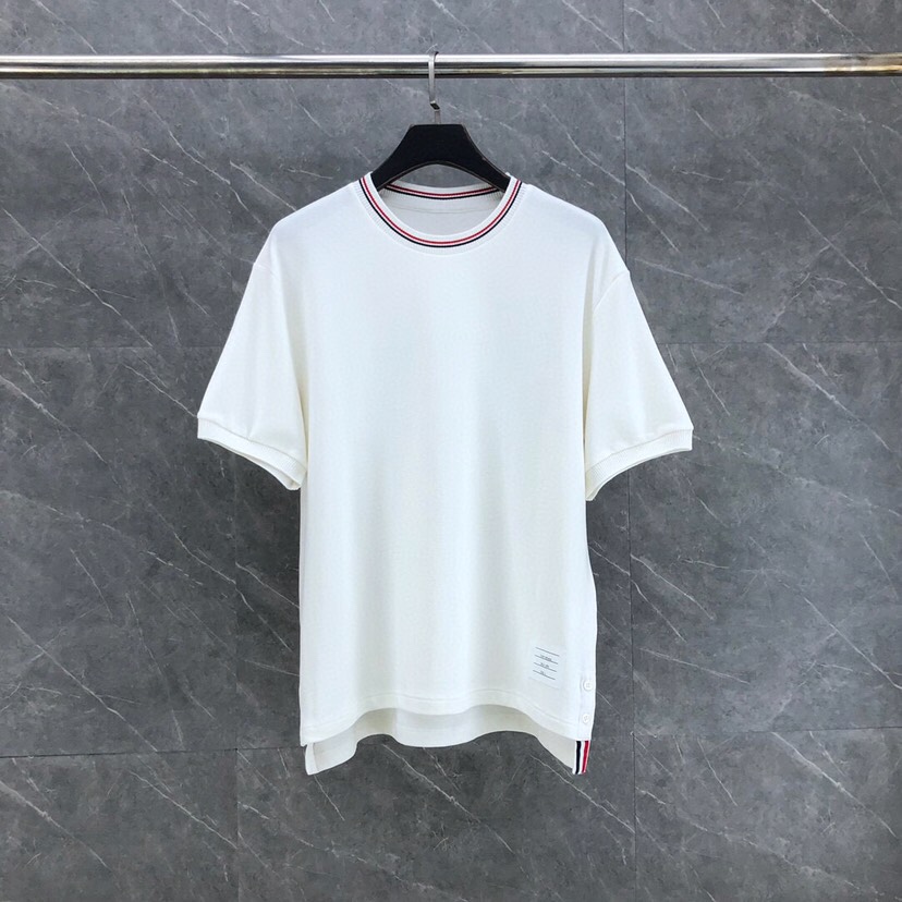 THOM BROWNE 汤姆布朗 TB 罗纹间色水波纹短袖圆领T恤，男女同款情侣款\n码数：1-4 颜色