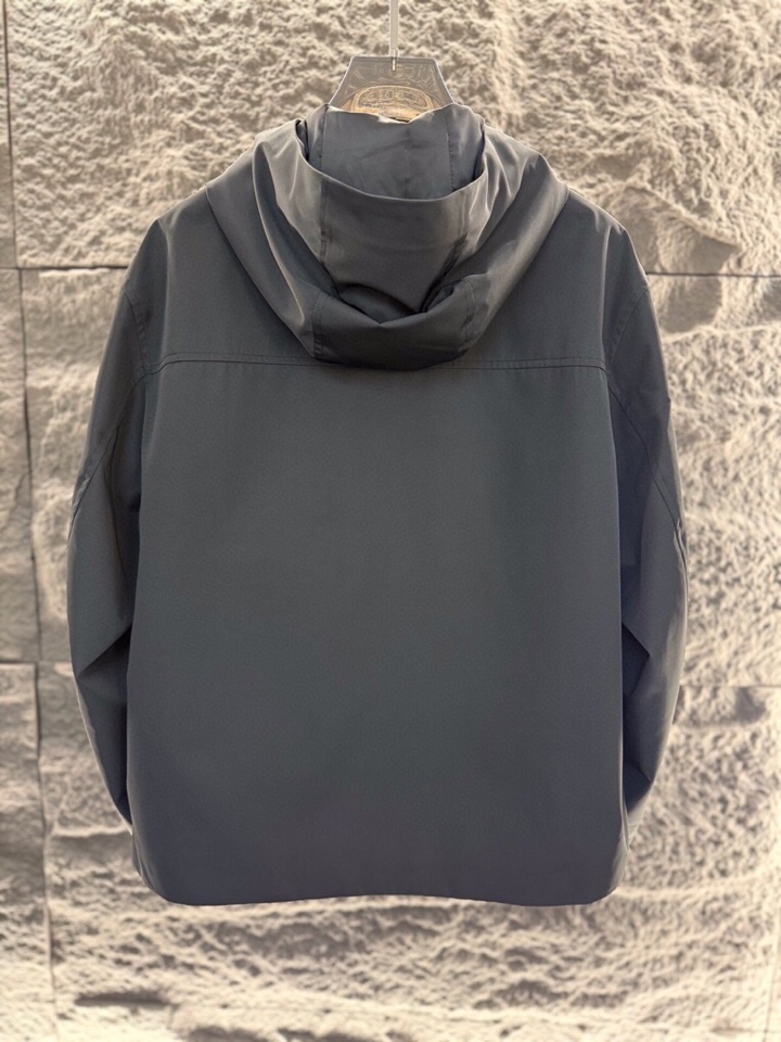 Louis Vuitton 路易威登2025ss 秋冬新品男款提花连帽夹克，高奢内敛低调，轻松驾驭不挑人