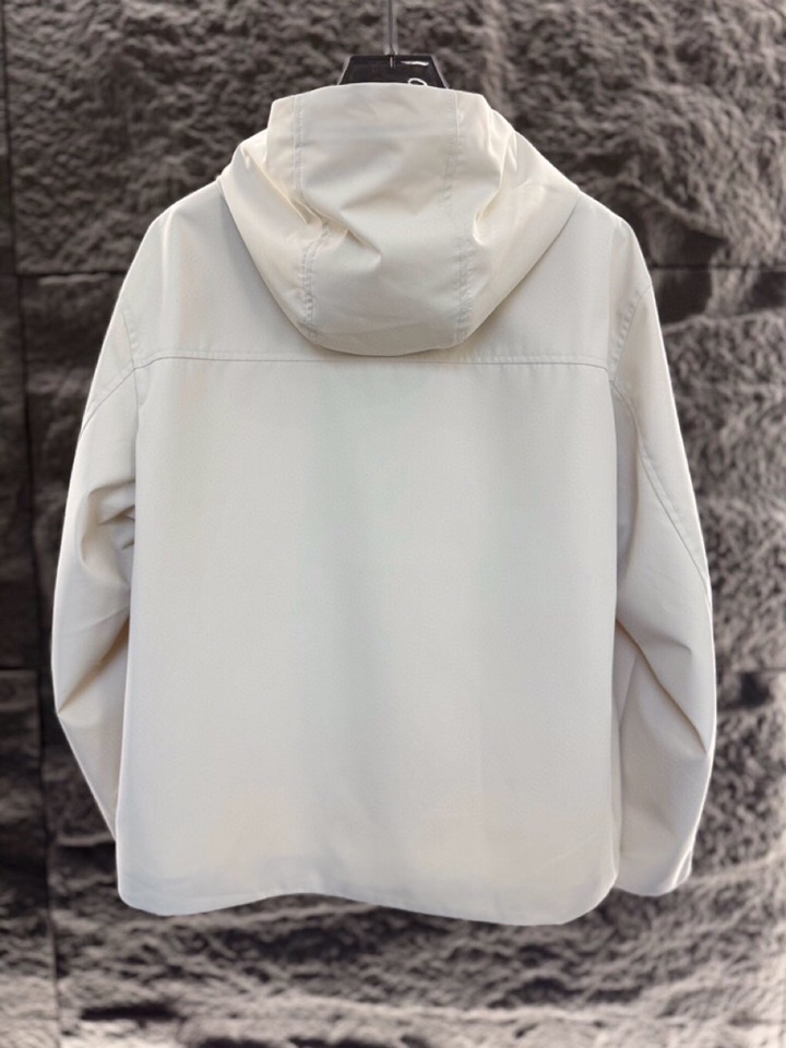 Louis Vuitton 路易威登2025ss 秋冬新品男款提花连帽夹克，高奢内敛低调，轻松驾驭不挑人