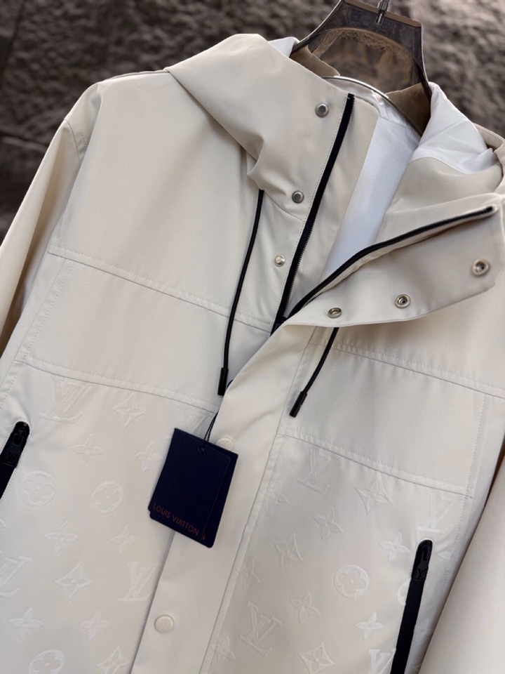 Louis Vuitton 路易威登2025ss 秋冬新品男款提花连帽夹克，高奢内敛低调，轻松驾驭不挑人