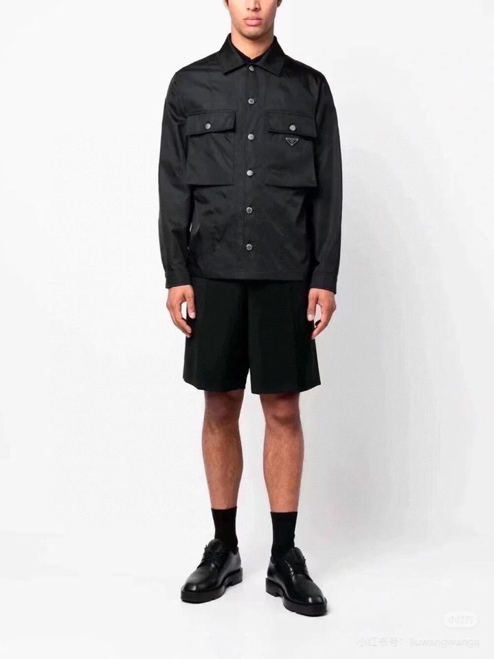 Prada/普拉达2025ss 秋冬新品男士宽松版型再生尼龙长袖衬衫外套，高奢内敛低调，轻松驾驭不挑人 