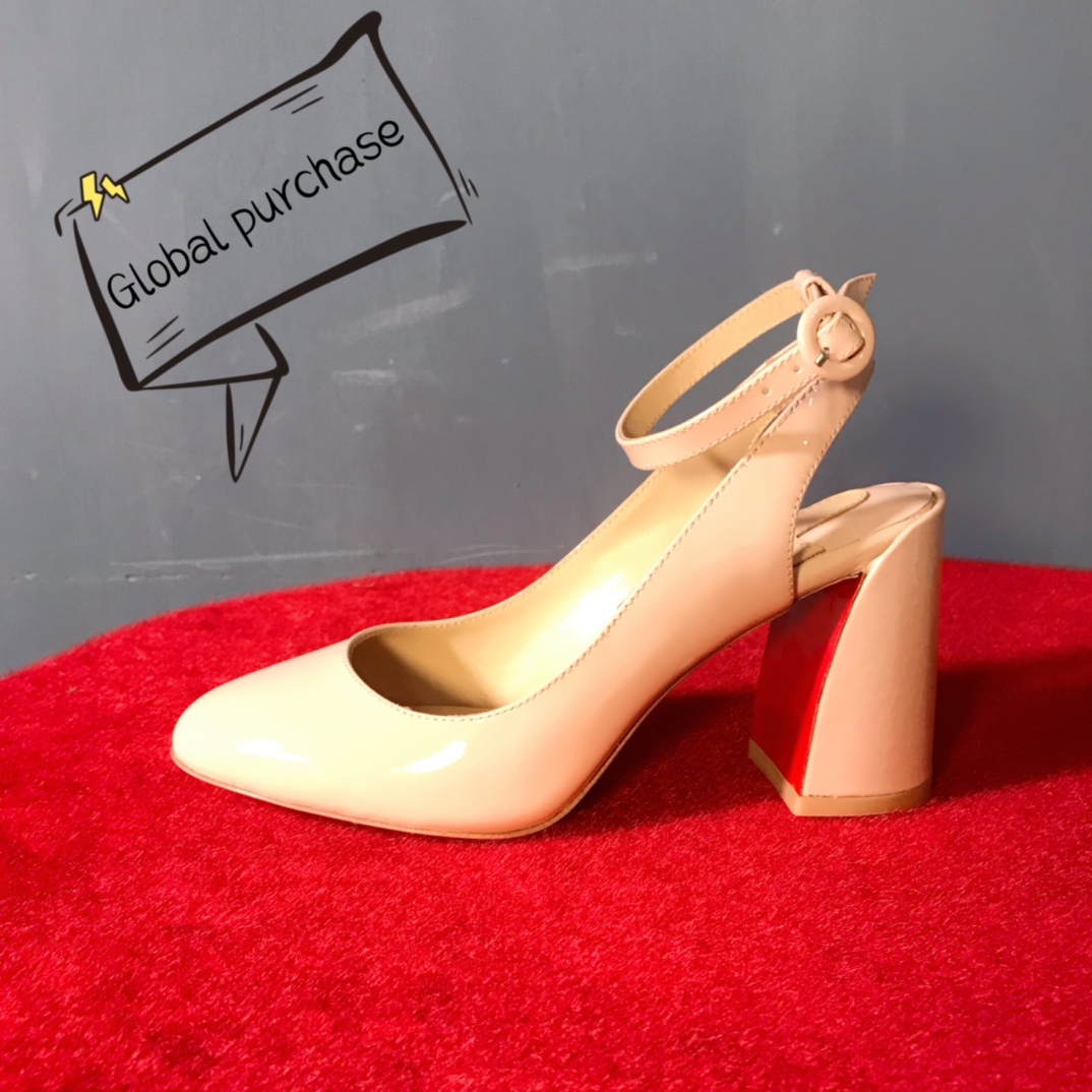 NO:337464,High-end customization, autumn and winter Mary Jane retro classic series!  H8.5Cm. Size 35-42. Leather sole Leather sole-152. Apricot color, apricot sheepskin. Official website synchronization. Standard European size Reference:-152 Color:nude/nude Material:patent Lining:red goat leather Heel height:8.5Cm Sole:leather sole Size:EU 35-42 (US 4-11):,,christian louboutin,mary jane,sheepskin,Leather soles19860909高端订制 秋冬玛丽珍复古精典款系列！ H8.5Cm.尺码35-42码.真皮大底 真皮大底-152.杏色柒皮,杏羊皮里.官网同步. 标准欧码 Reference:-152 Color:nude/nude Material:patent Lining:red goat leather Heel heigh:8.5Cm Sole:leather sole Size:EU 35－42（US 4一11) :,,christian louboutin,mary jane,sheepskin,Leather soles,Women's Shoes