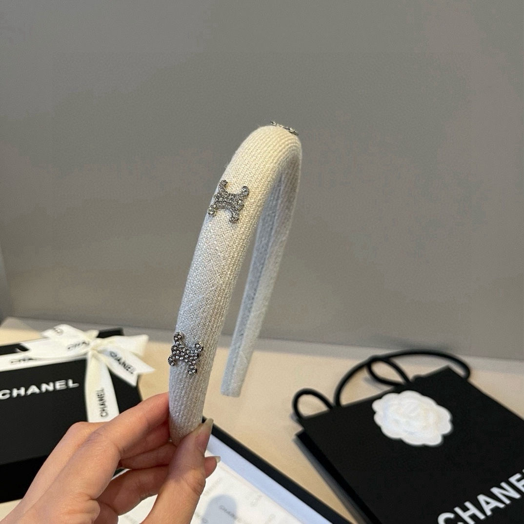 🆕

Celine赛琳新款发箍