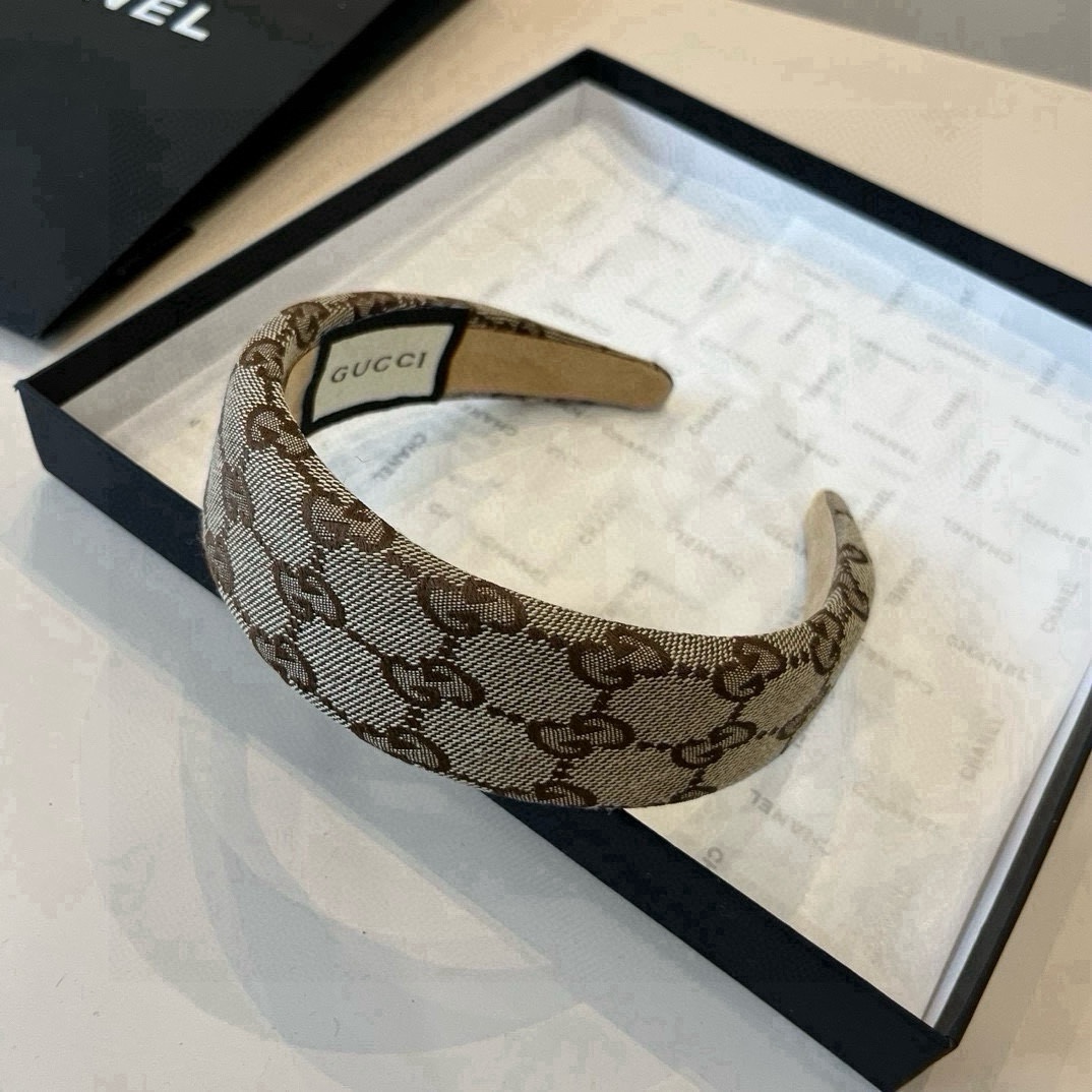 🆕

 Gucci古奇发箍3cm