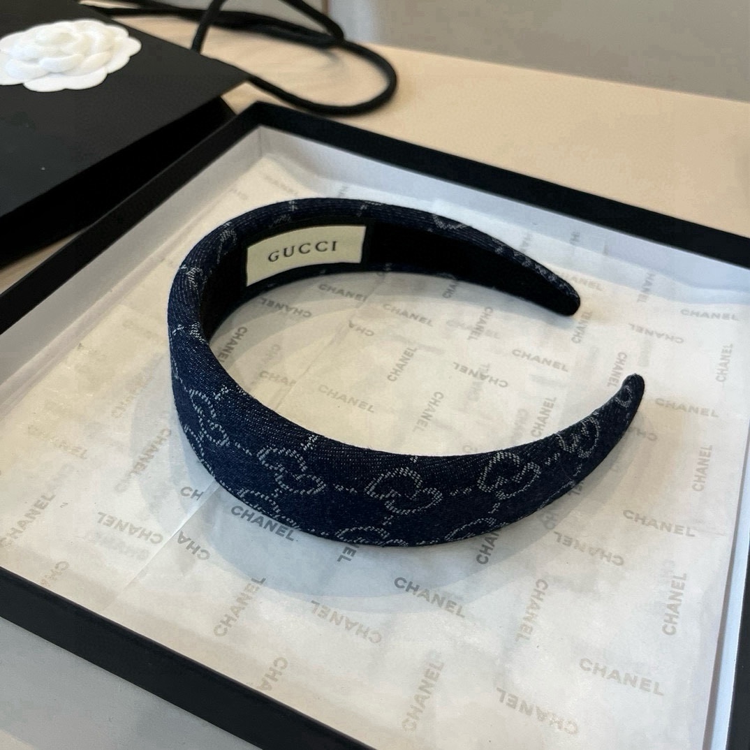 🆕

 Gucci古奇发箍3cm