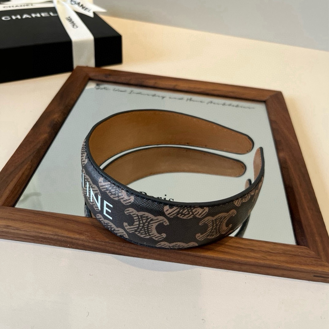 🆕

Celine赛琳新款发箍