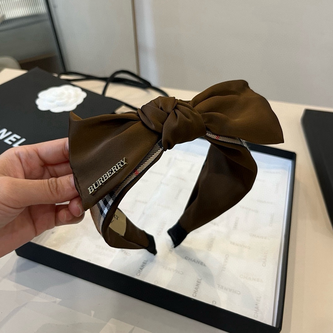 🆕

Burberry巴宝莉新款发箍
