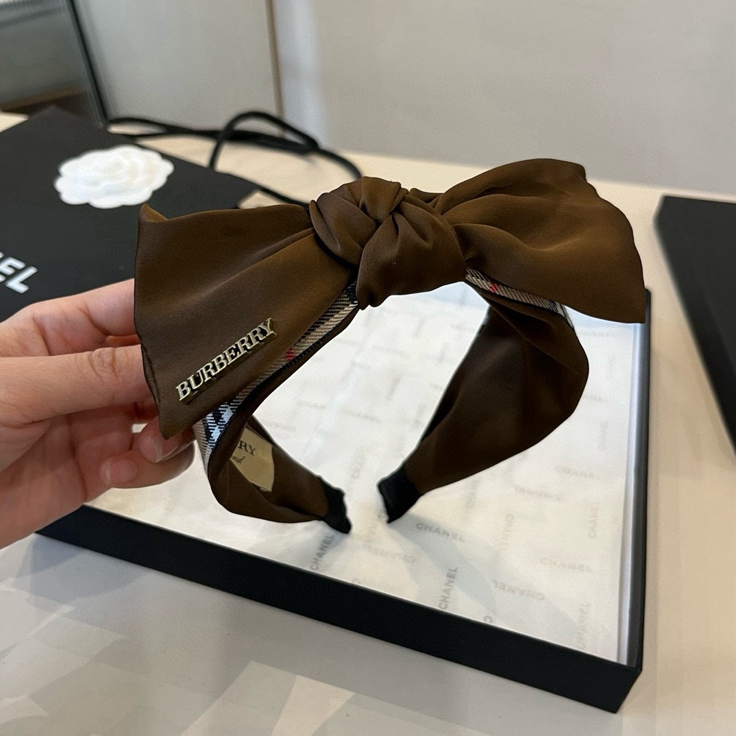 🆕

Burberry巴宝莉新款发箍